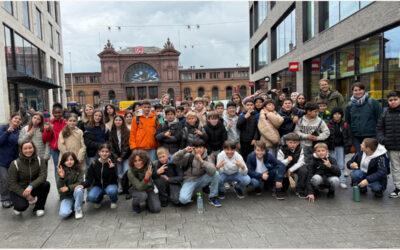Theaterbesuch der Klassen 5a und 5d: „Momo“ von Michael Ende